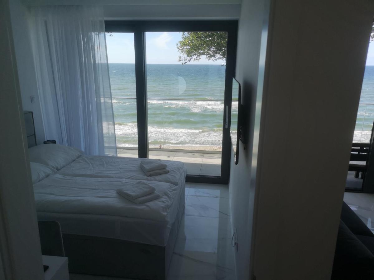Apartament Z Widokiem Na Morze W Kompleksie Hevenia 里沃 外观 照片